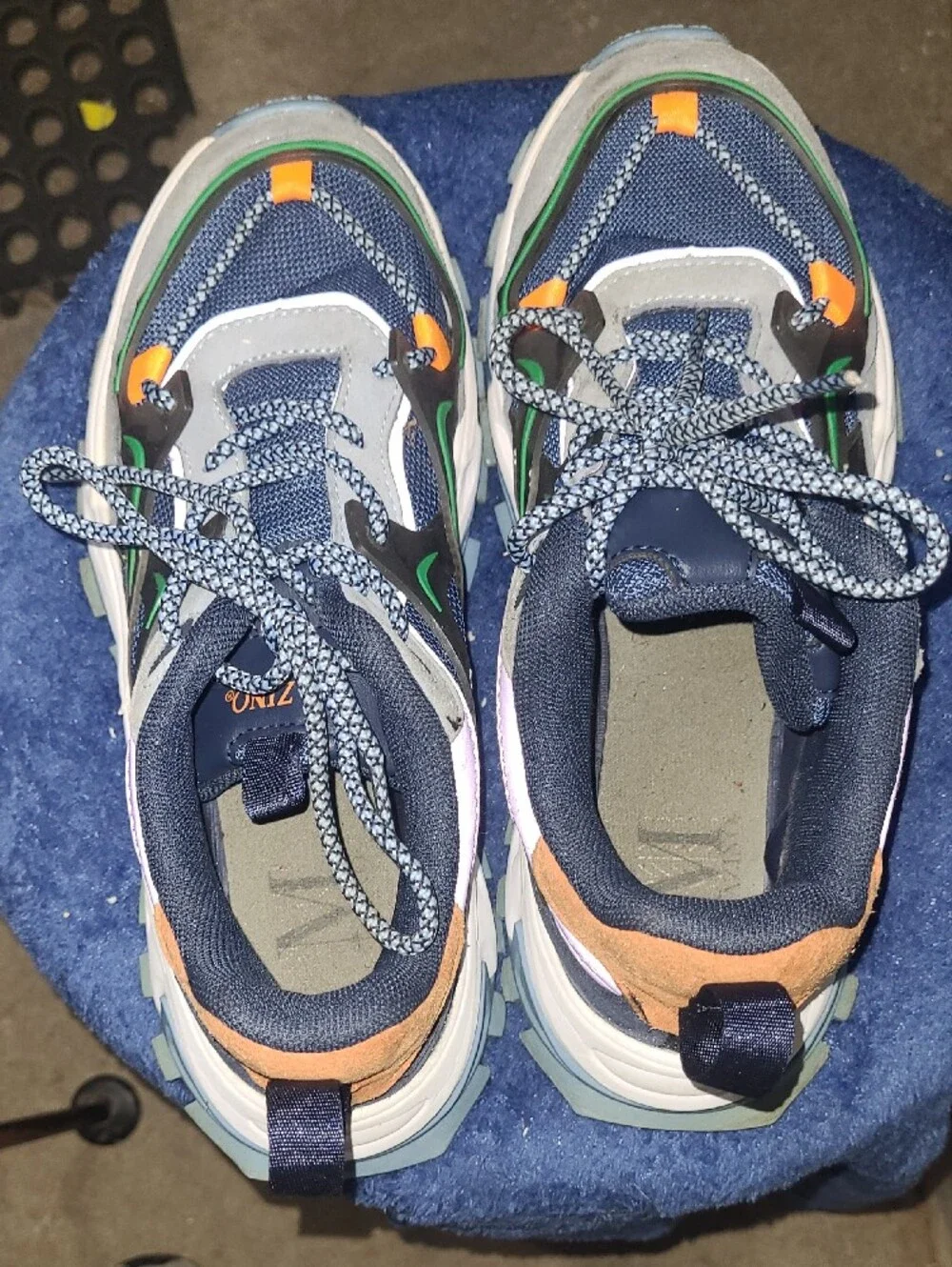 Mazino Youth 6y Navy Multi-Accent Trail Sneakers